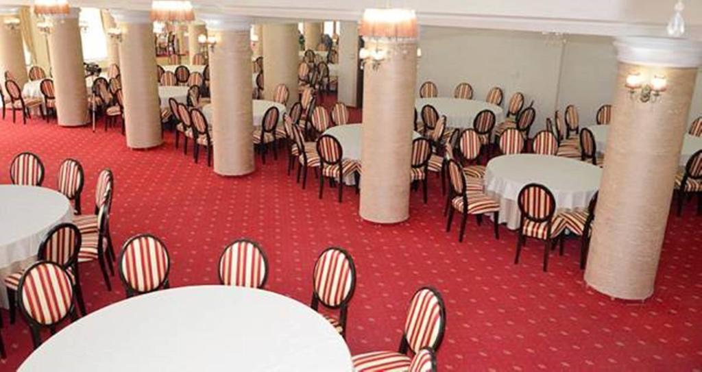 Popasul Romanilor Hotel Zalău Buitenkant foto