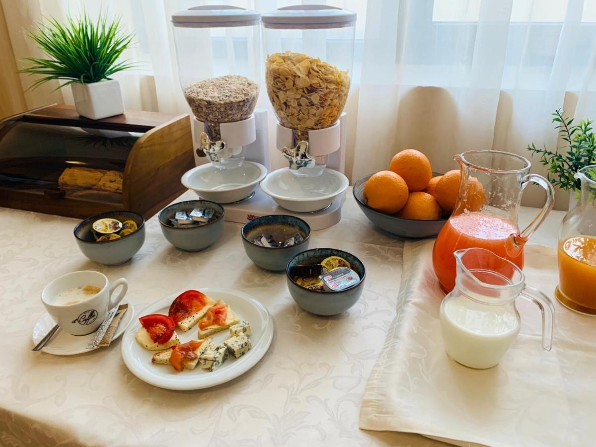 Popasul Romanilor Hotel Zalău Buitenkant foto