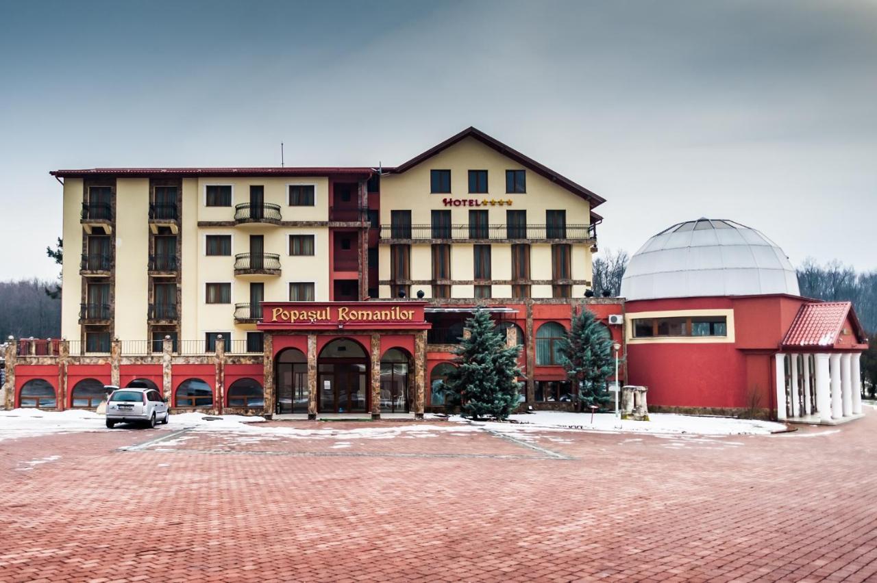 Popasul Romanilor Hotel Zalău Buitenkant foto